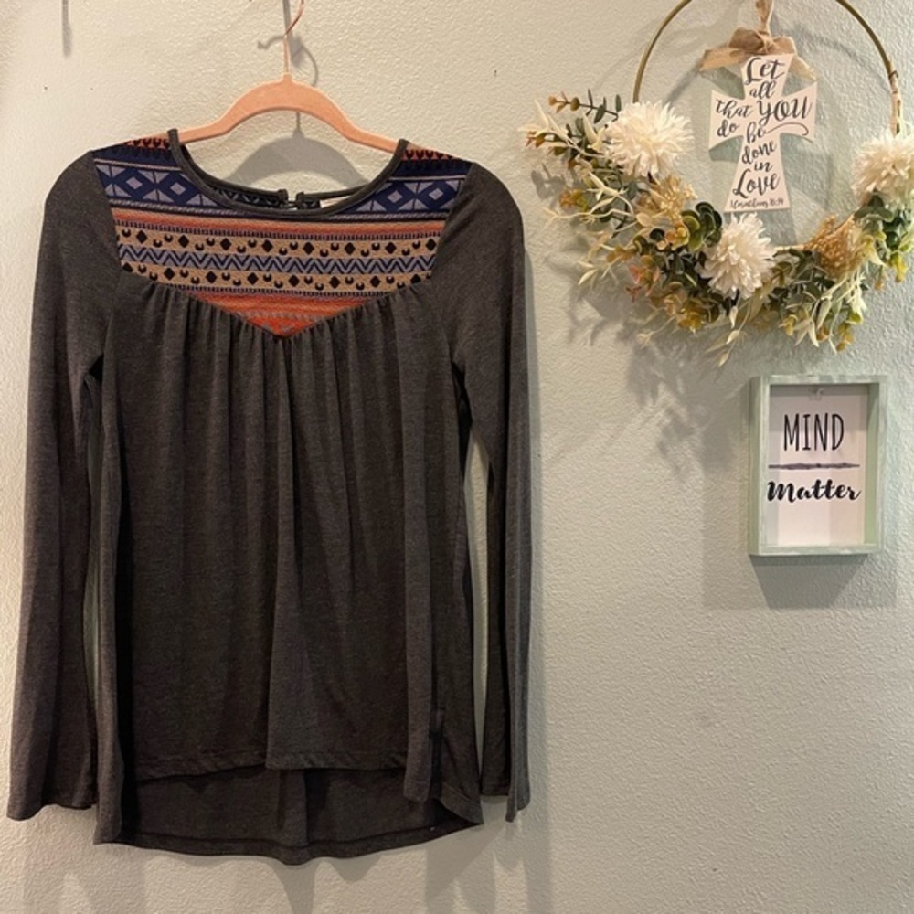Altar’d State shirt size XS